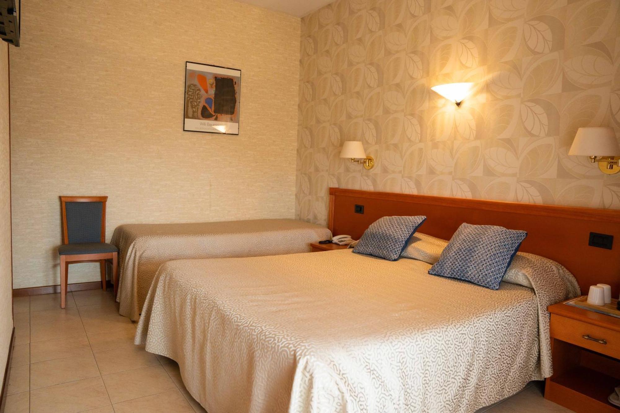 Hotel Pardini เวียเรจโจ ภายนอก รูปภาพ