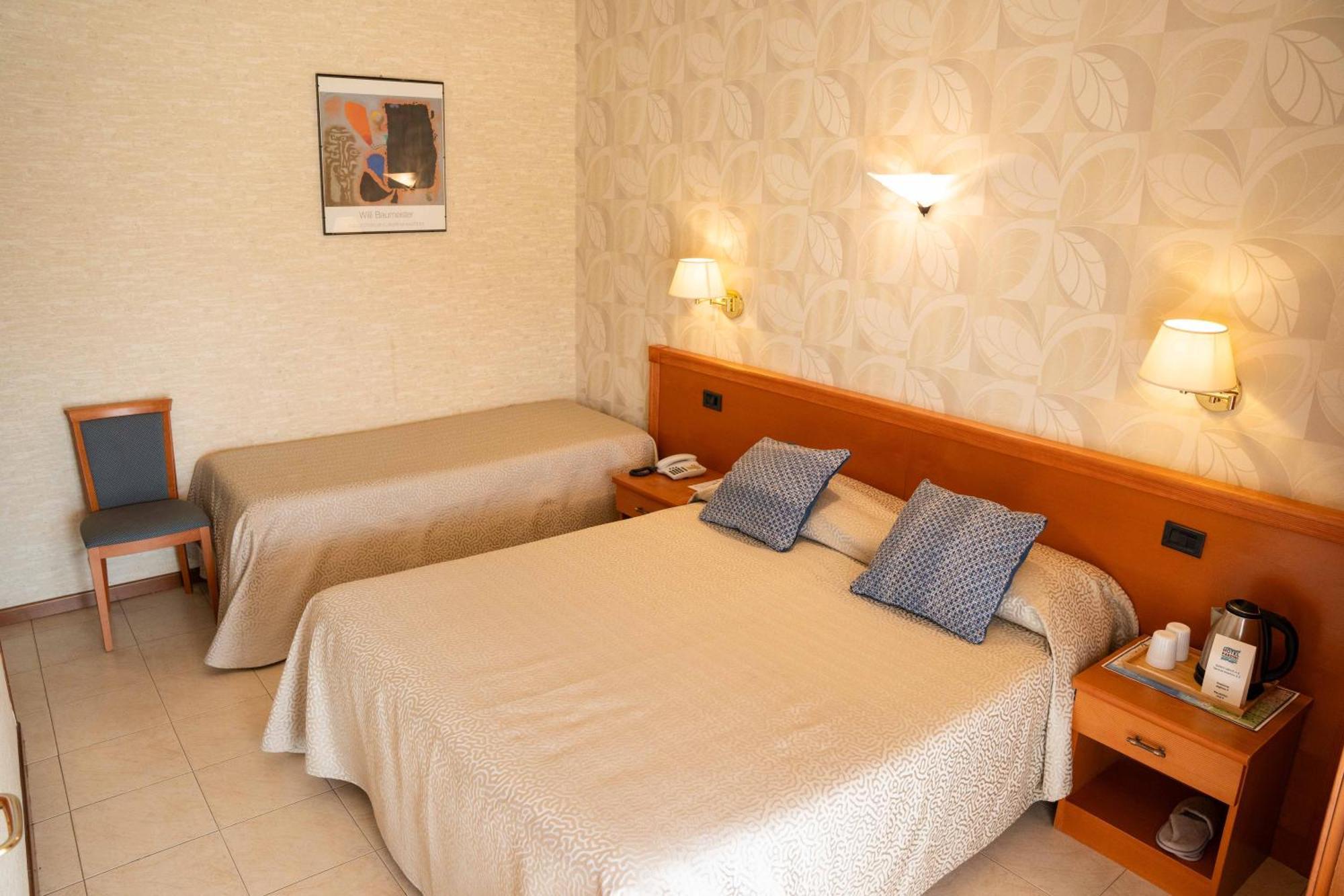 Hotel Pardini เวียเรจโจ ภายนอก รูปภาพ