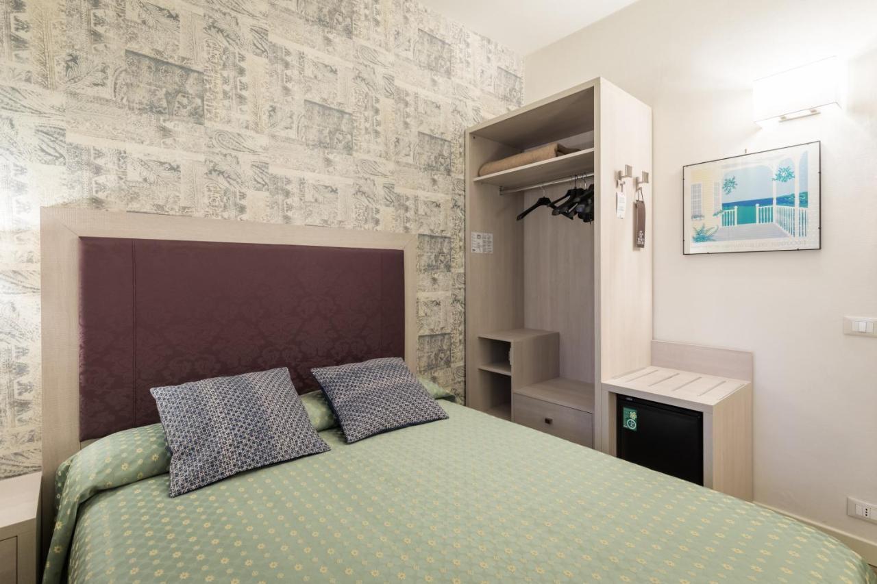 Hotel Pardini เวียเรจโจ ภายนอก รูปภาพ